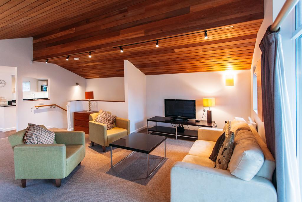 The Cornwall Hotel Spa & Lodges セント・オーステル エクステリア 写真